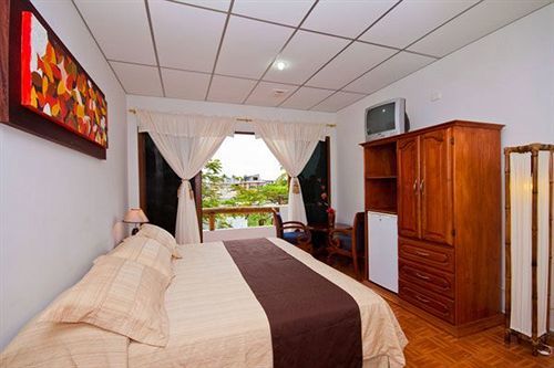 Galapagos Islands Hotel Пуерто Айора Екстериор снимка