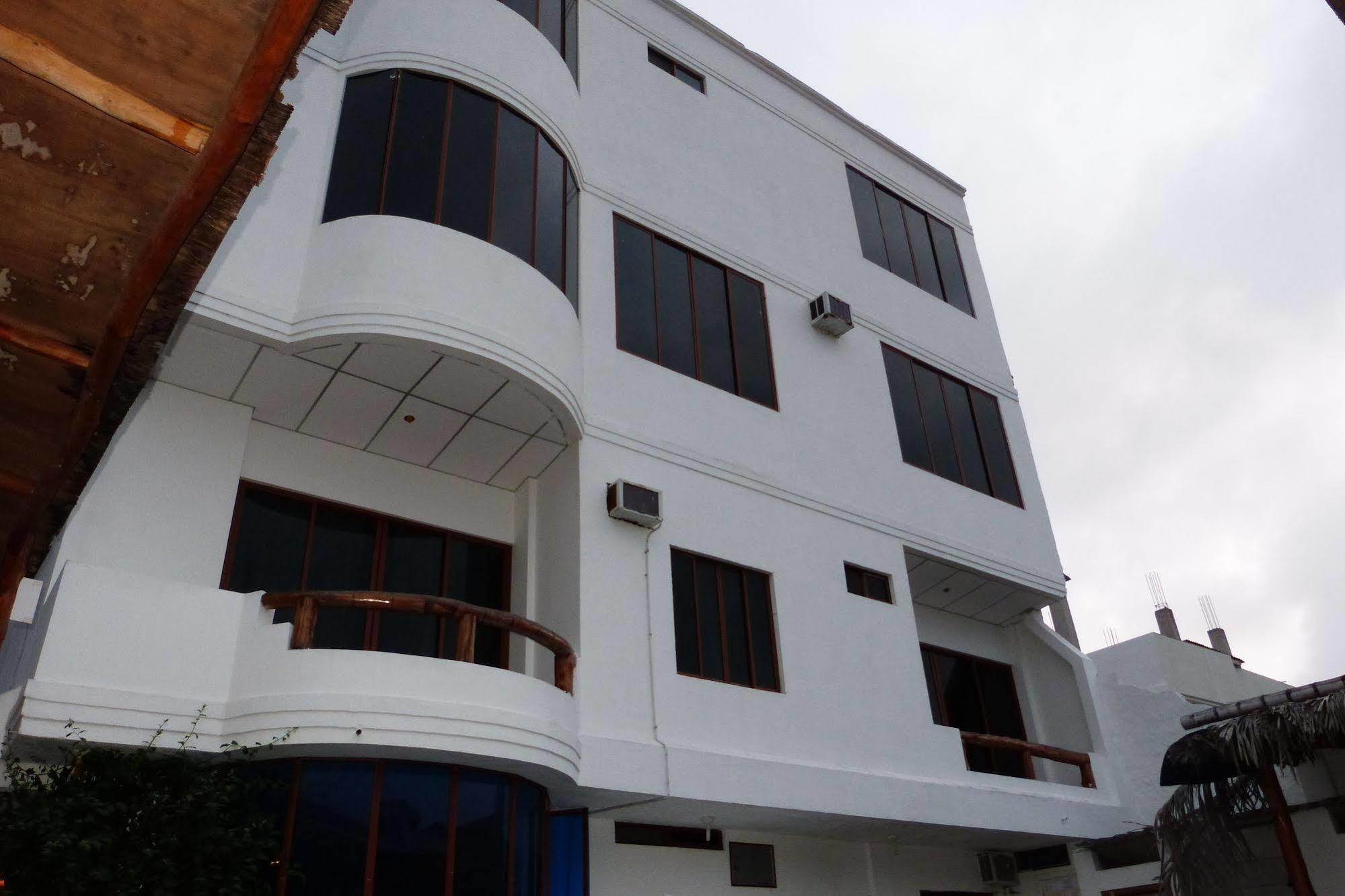 Galapagos Islands Hotel Пуерто Айора Екстериор снимка