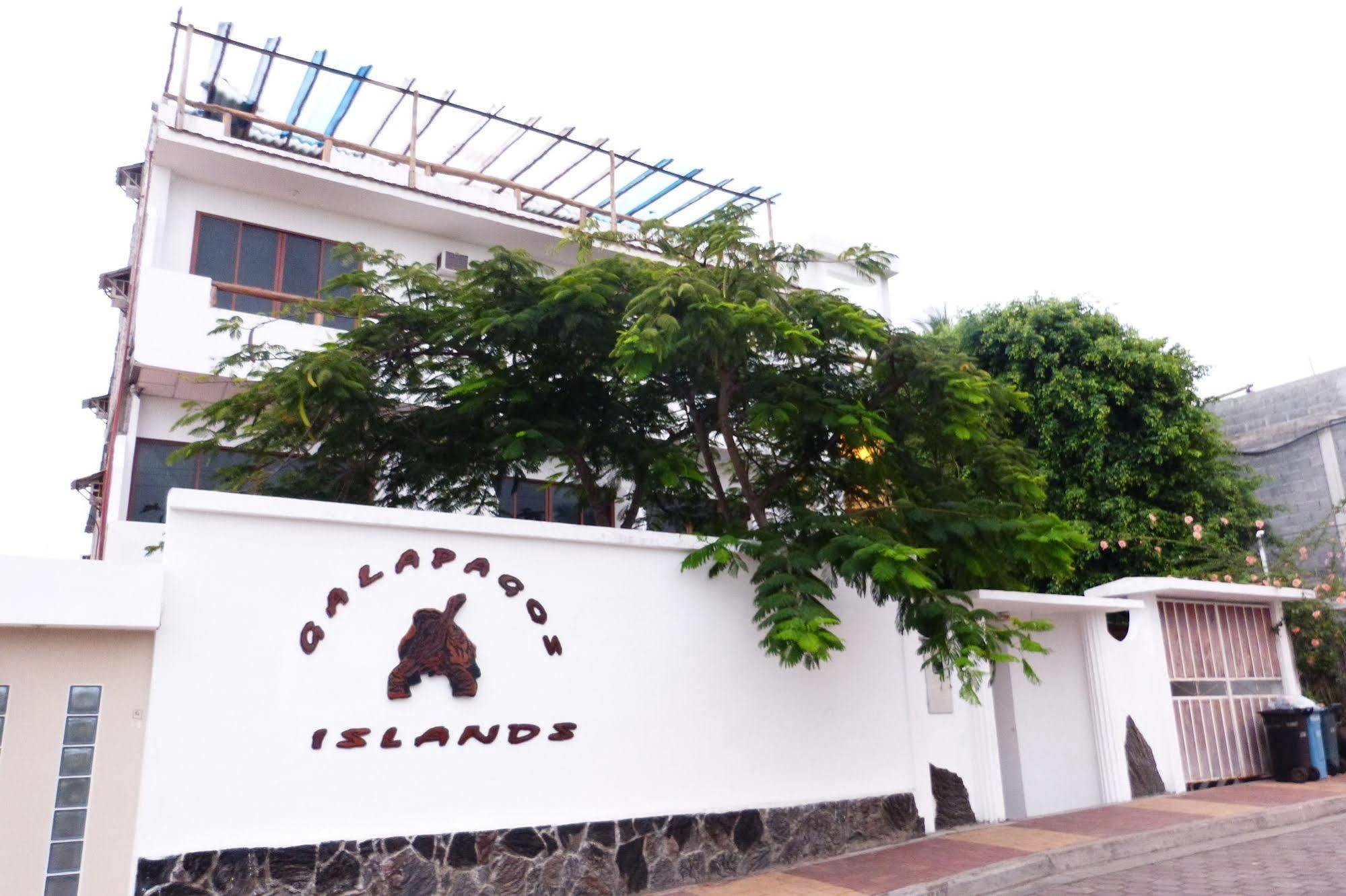 Galapagos Islands Hotel Пуерто Айора Екстериор снимка