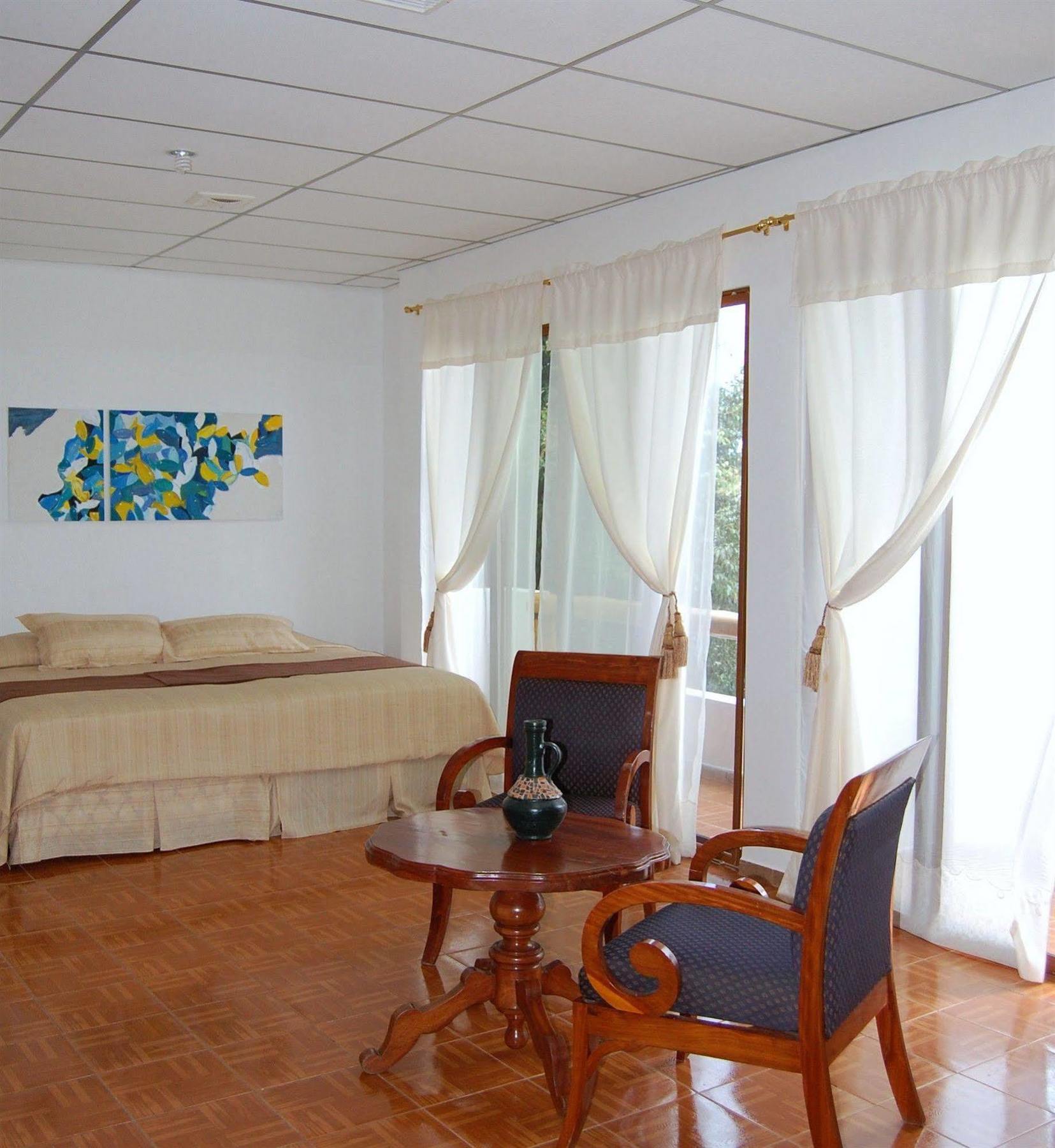 Galapagos Islands Hotel Пуерто Айора Екстериор снимка