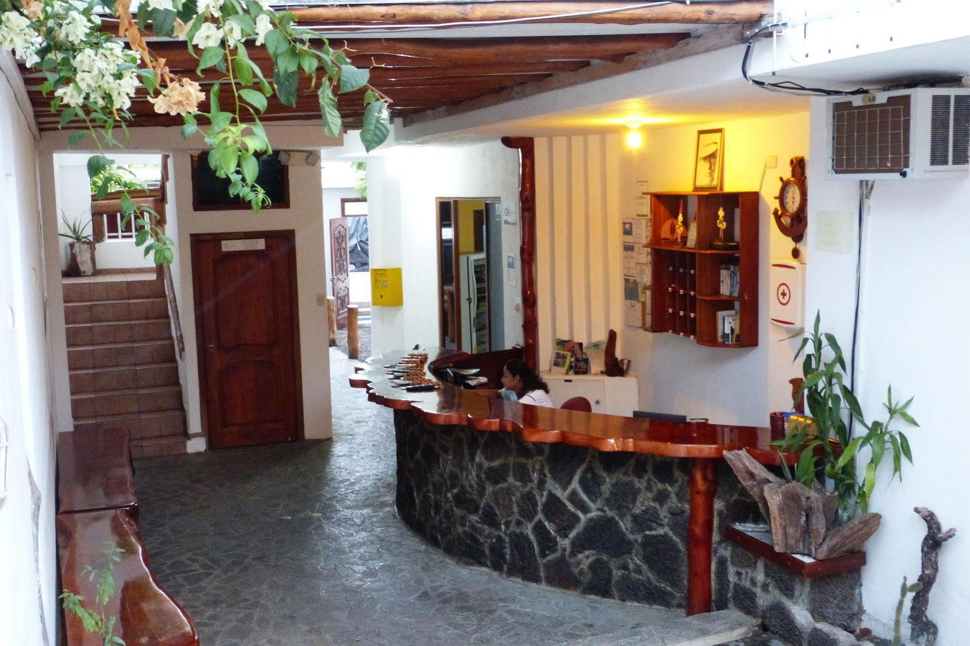 Galapagos Islands Hotel Пуерто Айора Екстериор снимка
