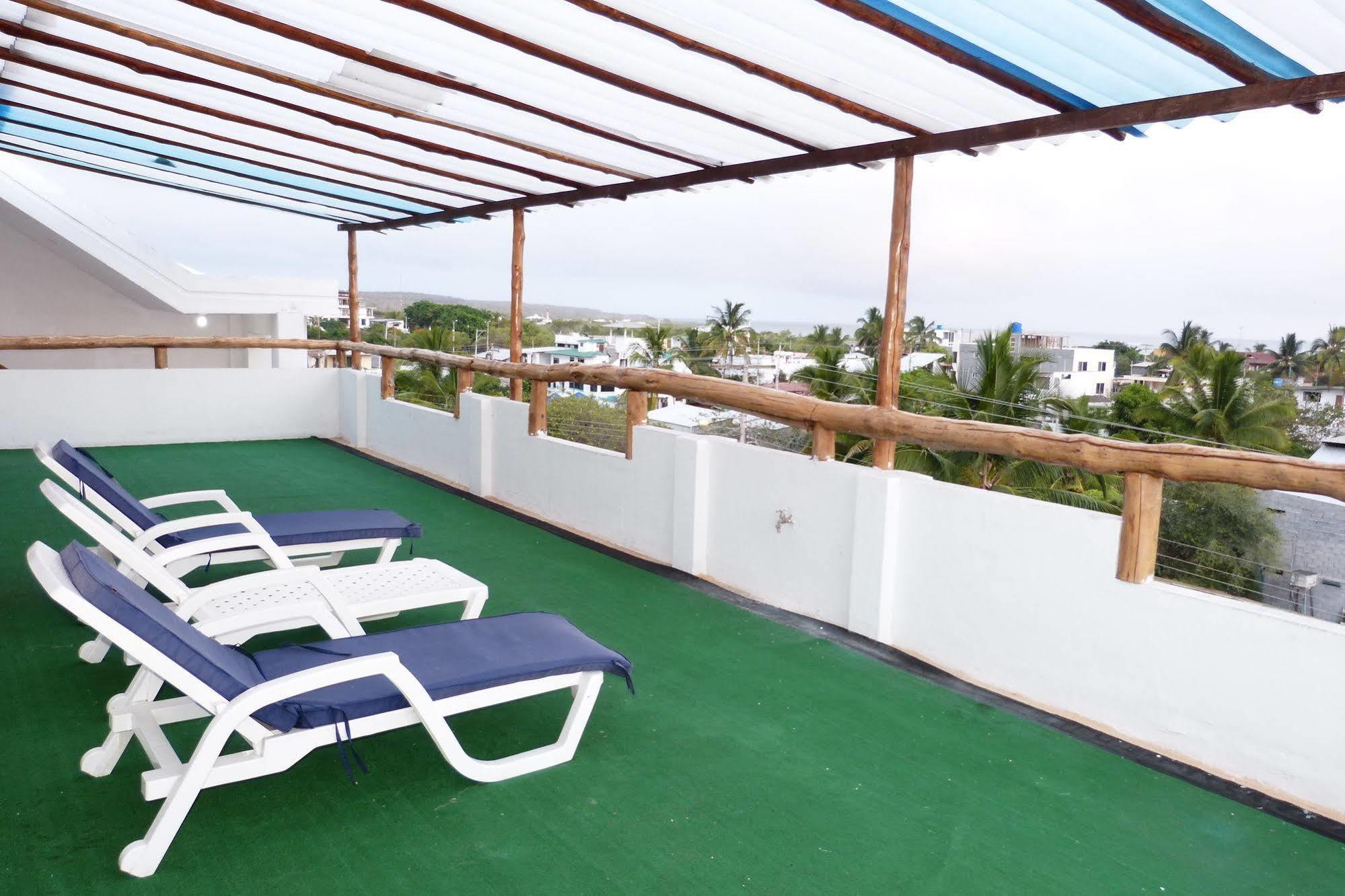 Galapagos Islands Hotel Пуерто Айора Екстериор снимка